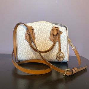 White MK Michael Kors Shoulder Bag